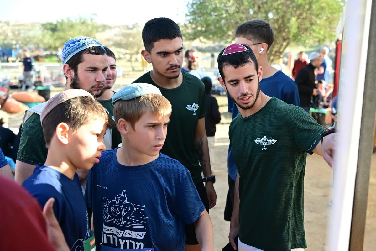 ES-Dror_Run-25-0577