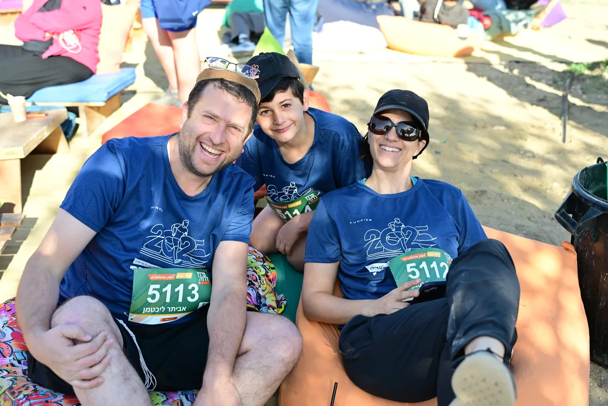 ES-Dror_Run-25-1157